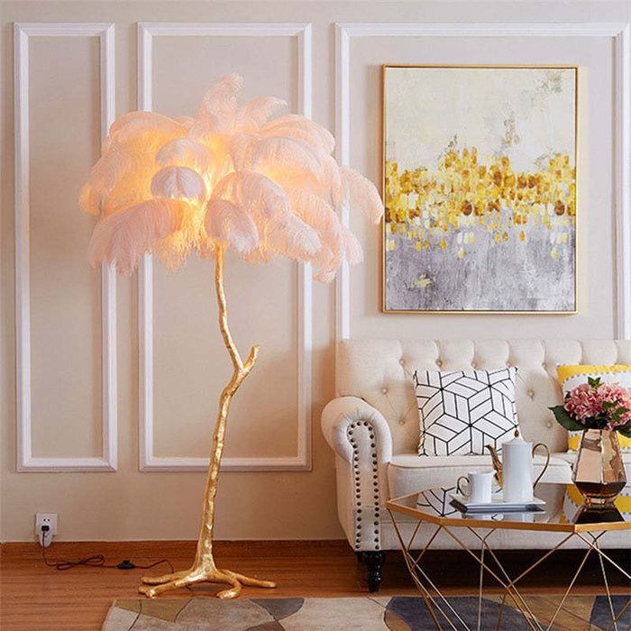 Elegant Feather-Inspired Floor Lamp with a Soft and Luxurious Design