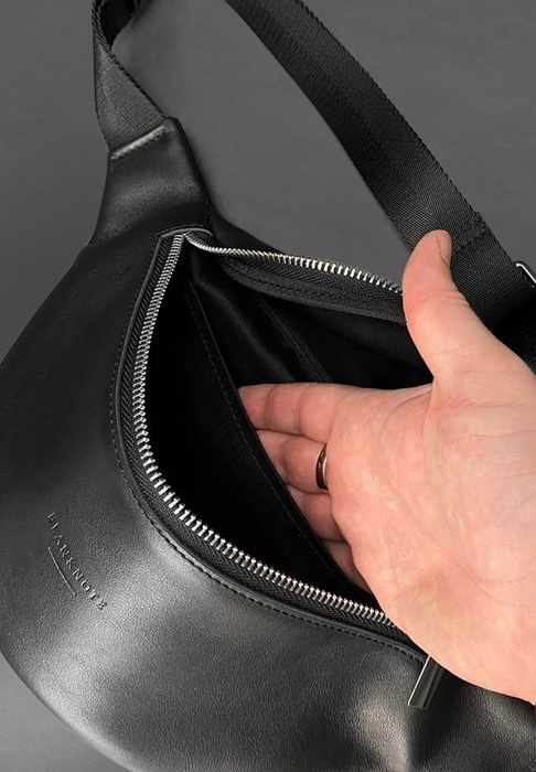 Stylish Handcrafted Leather Crossbody Bag for Women