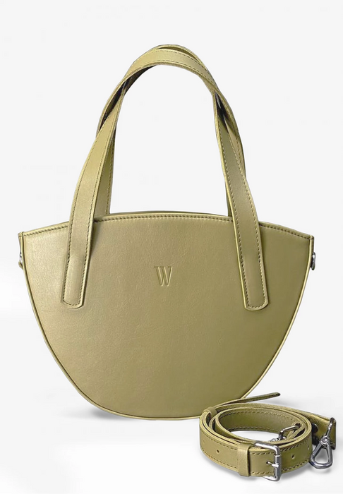 Chic Leather Shoulder Bag for Women – Sleek and Practical