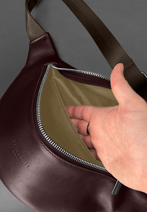 Handcrafted Leather Crossbody Bag for Women