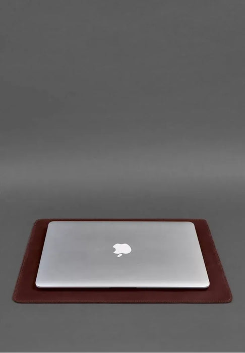 Burgundy Leather Laptop Mat – Elegant Desk Pad for Modern Workspaces