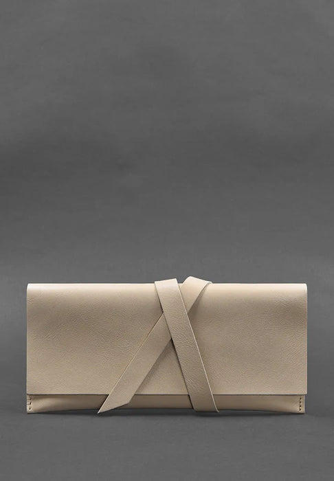 Elegant Voyager Leather Travel Case For Women