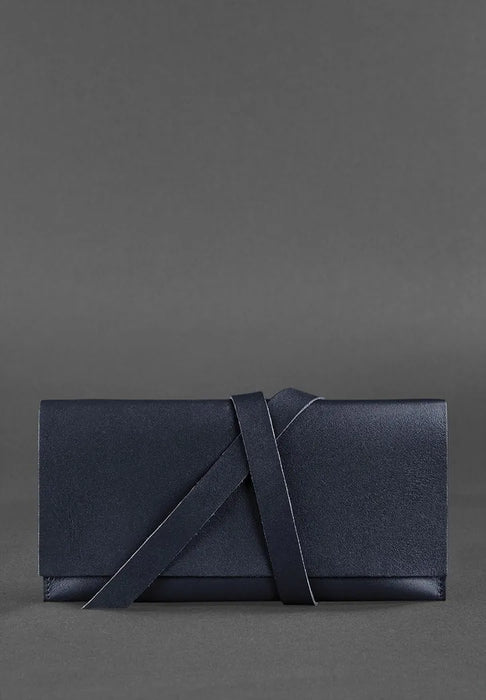 Elegant Voyager Leather Travel Case For Women