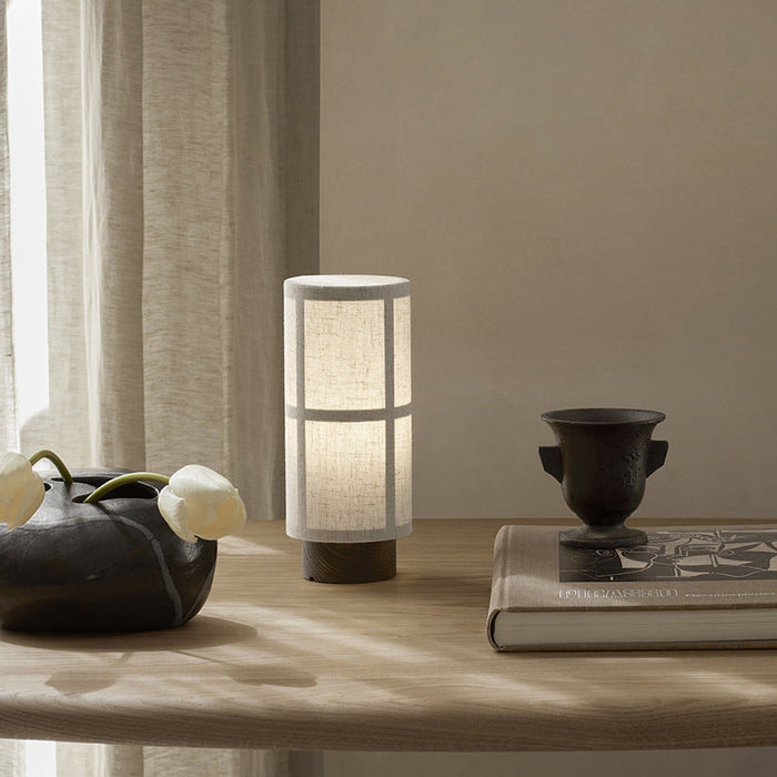 Calm and Elegant Lighting Piece Cylinder Shape Lamp