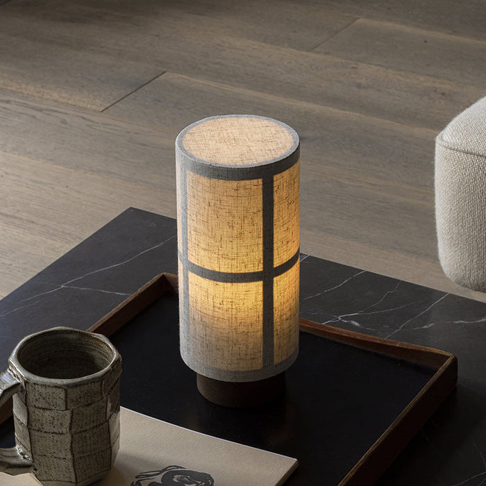 Calm and Elegant Lighting Piece Cylinder Shape Lamp