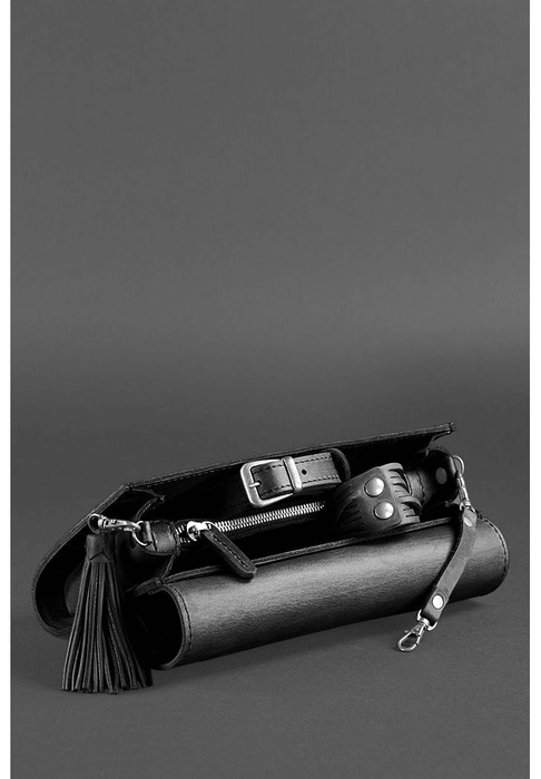 Classic Leather Women's Crossbody Bag for Evening and Daily Use