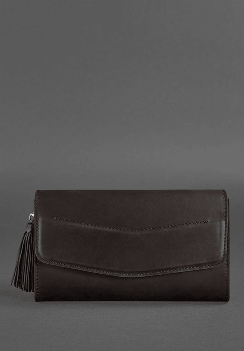 Classic Leather Women's Crossbody Bag for Evening and Daily Use