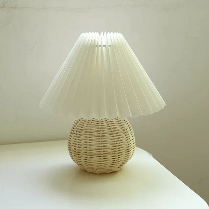 Vintage-Inspired Table Lamp with Timeless Charm and Elegant Design