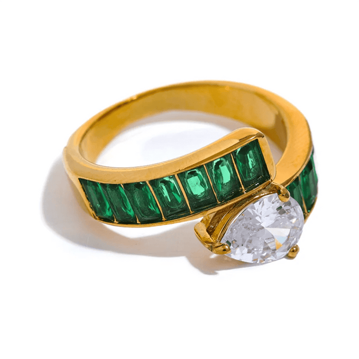 Luxury Golden Ring with Unique Crystals