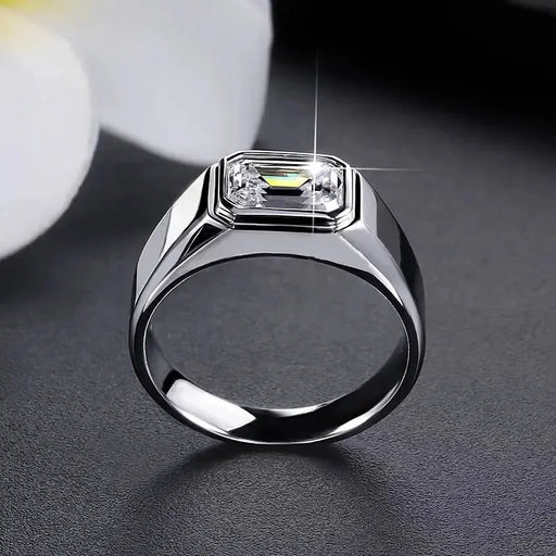 Stylish Square Ring for Men & Women – Modern & Elegant Design