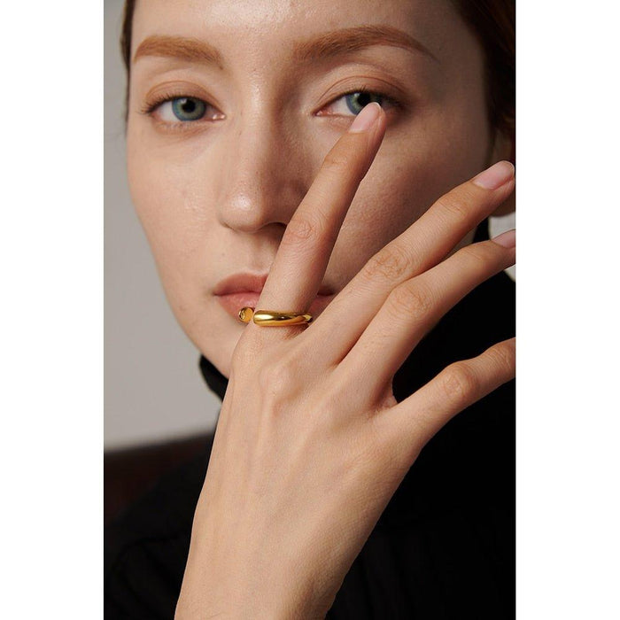 Perfect Minimalistic Golden Ring