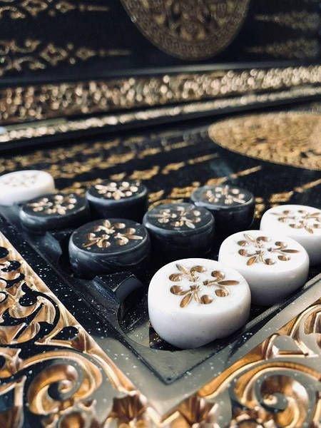 Exclusive Design Set of 27 mm Acrylic Stone Checkers