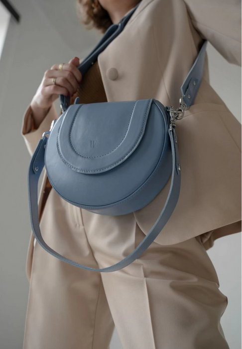 Handcrafted Women’s Leather Bag – Sophisticated Design