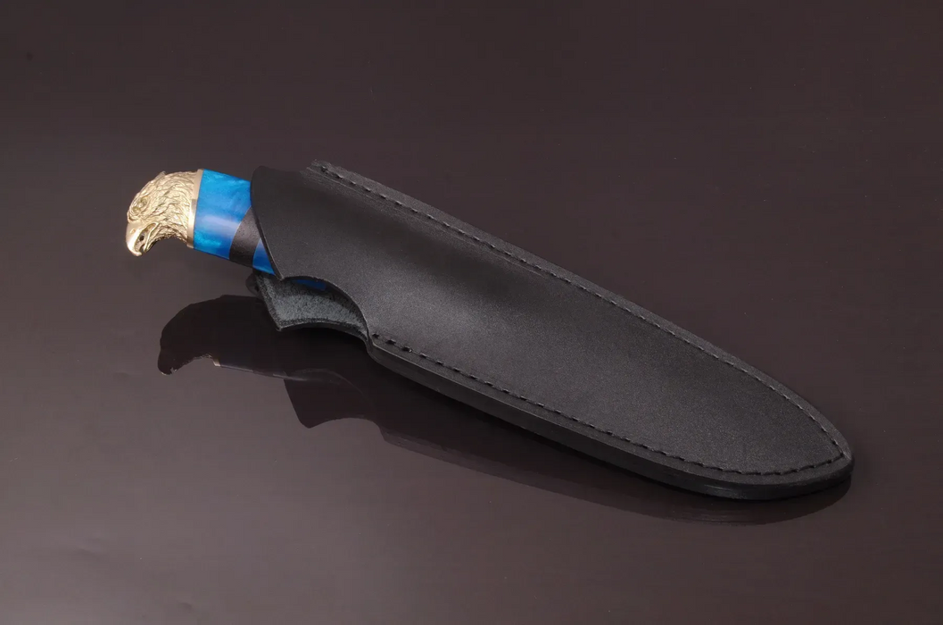 Couteau en acier Damas avec manche en bois hybride époxy rouge