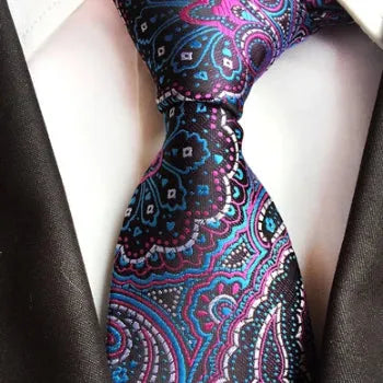 Paisley Silk Necktie for Men - Classy Formal Accessory with Mysterious Elegance