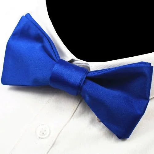Self-Tie Blue Silk Bow Tie for Classy Men