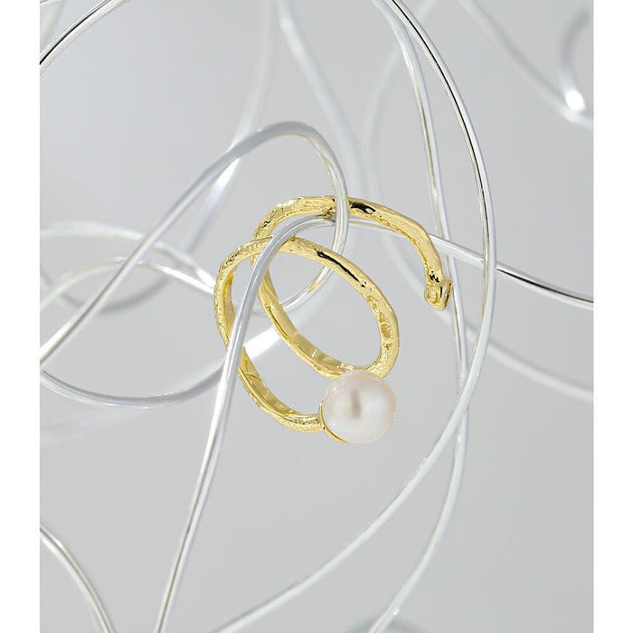 Elegant Vintage Design Golden Ring with Pearl