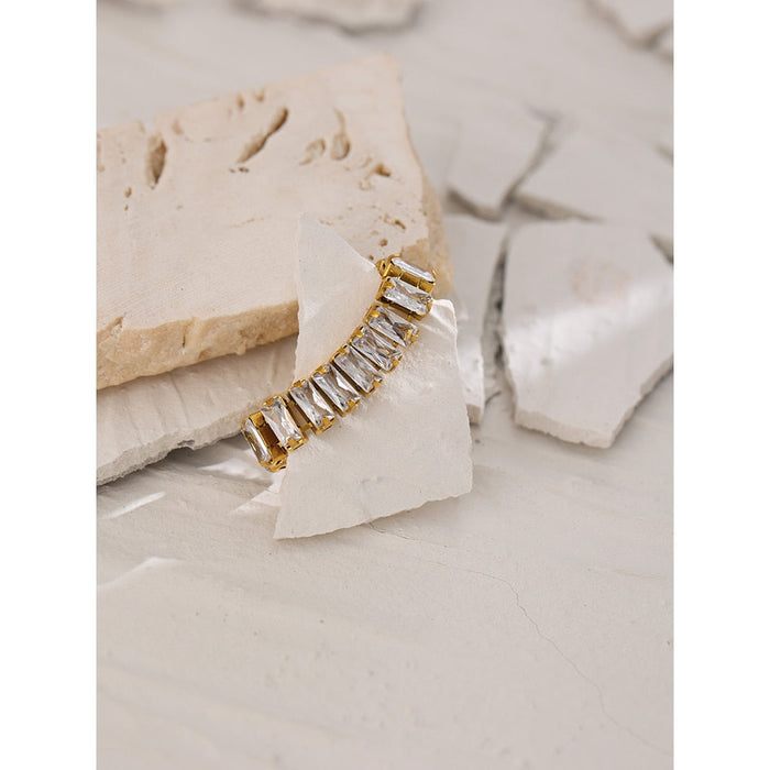 Luxury Golden Ring with Crystals