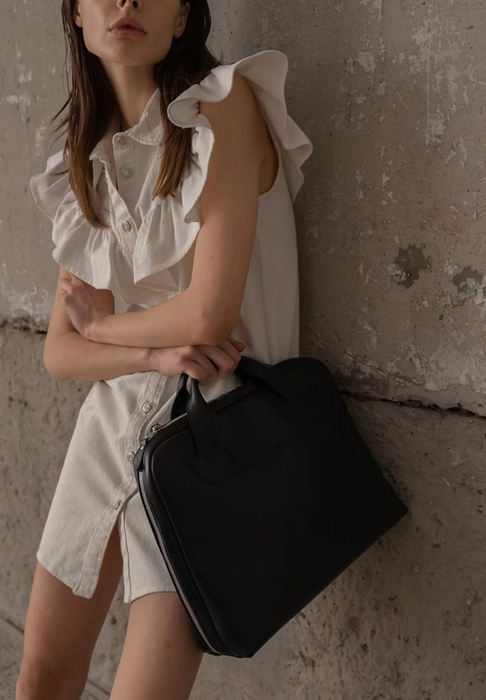 Premium Leather Briefcase – Stylish Business Essential