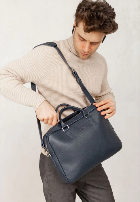 Leather Briefcase – Elegant Business Bag for Professionals