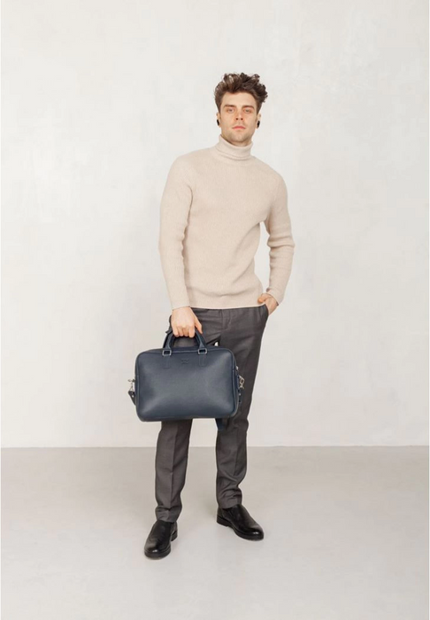 Leather Briefcase – Elegant Business Bag for Professionals