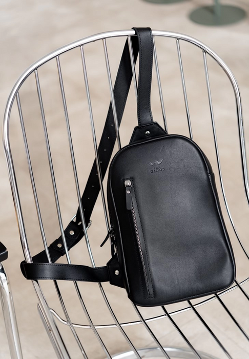 Leather Crossbody Bag for Men – Elegant and Functional