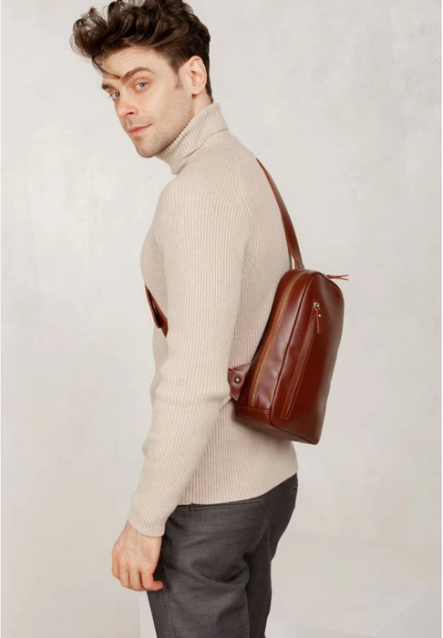 Leather Crossbody Bag for Men – Elegant and Functional
