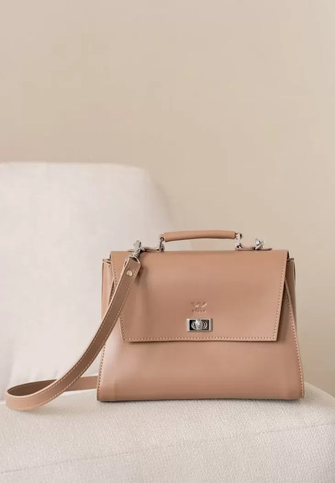 Premium Women's Leather Bag – Classic Design for Everyday Style