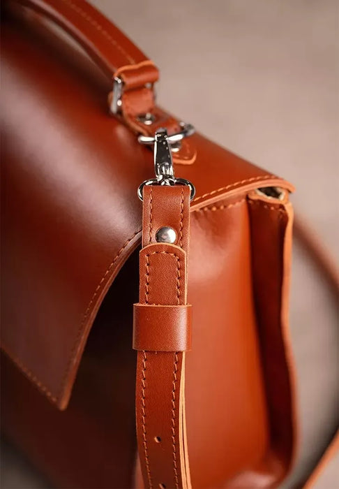Premium Women's Leather Bag – Classic Design for Everyday Style