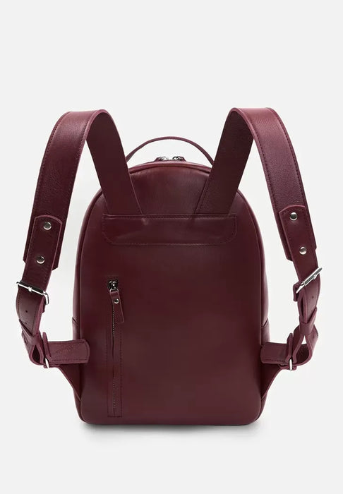 Premium Genuine Leather Backpack – Handcrafted for Everyday Elegance