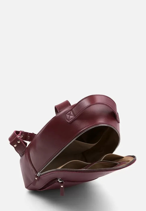 Premium Genuine Leather Backpack – Handcrafted for Everyday Elegance