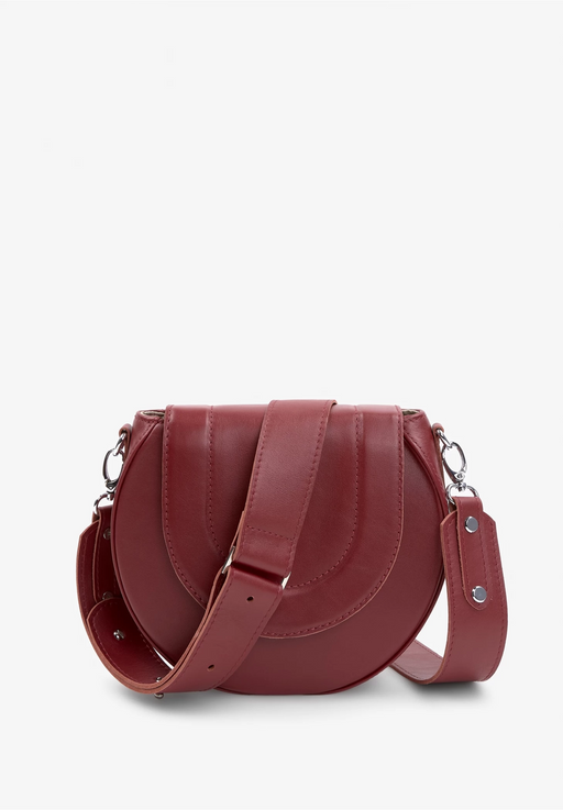 Handcrafted Women’s Leather Bag – Sophisticated Design