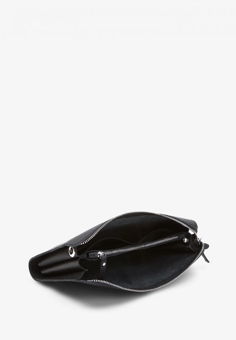 Elegant Men’s Leather Bag – Timeless Everyday Style