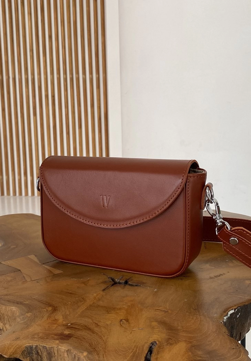 Classic Women’s Leather Purse – Handmade and Stylish