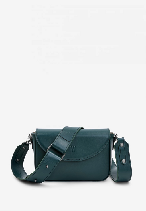 Classic Women’s Leather Purse – Handmade and Stylish