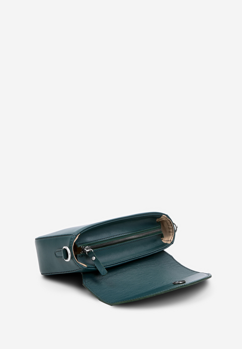 Classic Women’s Leather Purse – Handmade and Stylish