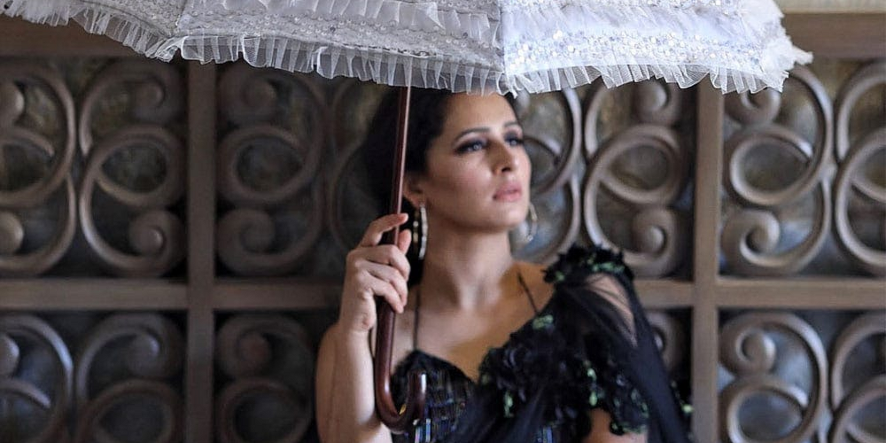 Elevating Your Style: The Role of Luxury Umbrellas as a Must-Have Fashion Accessory