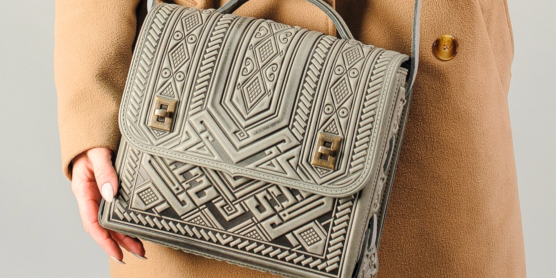 Boho Elegance. Discovering Embossed Leather Bags for the Modern Woman