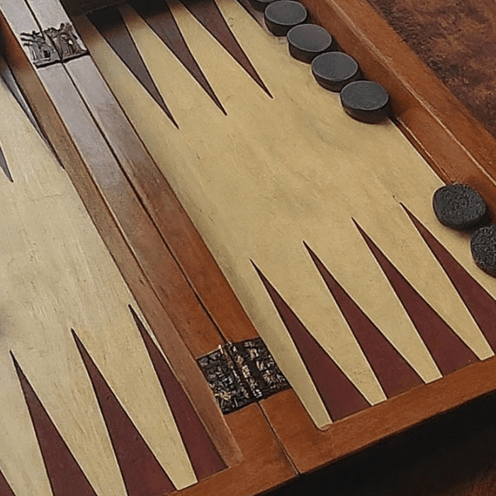 Doubles Backgammon and Beyond: Innovative Ways to Play with Friends