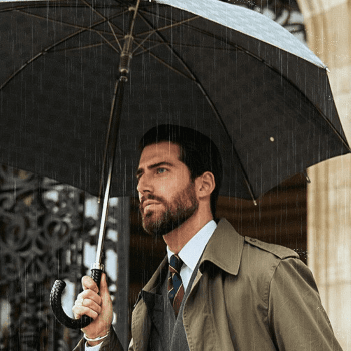 Innovative Materials and Designs: The Evolution of Luxury Umbrellas