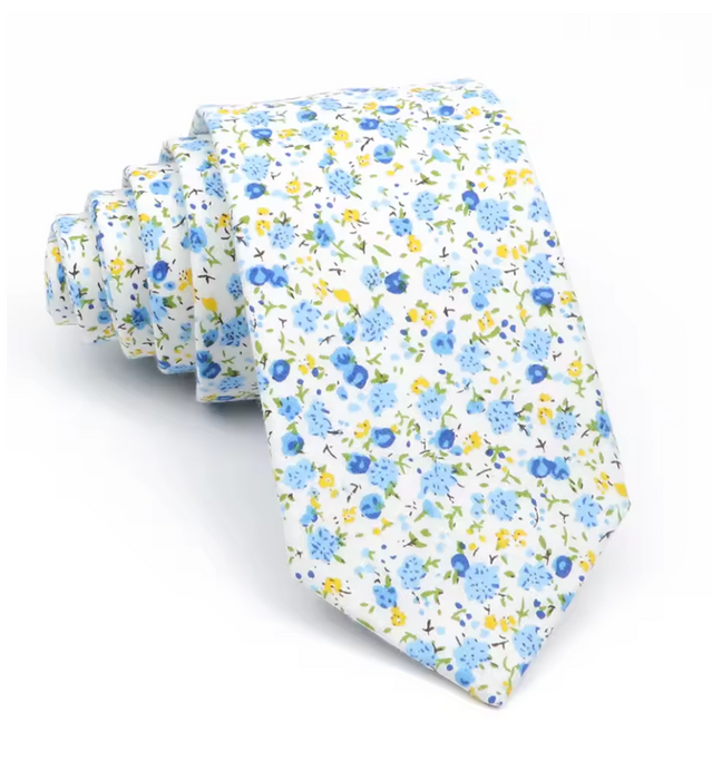 Cravate en soie à mini fleurs jaunes et bleues pour homme élégant