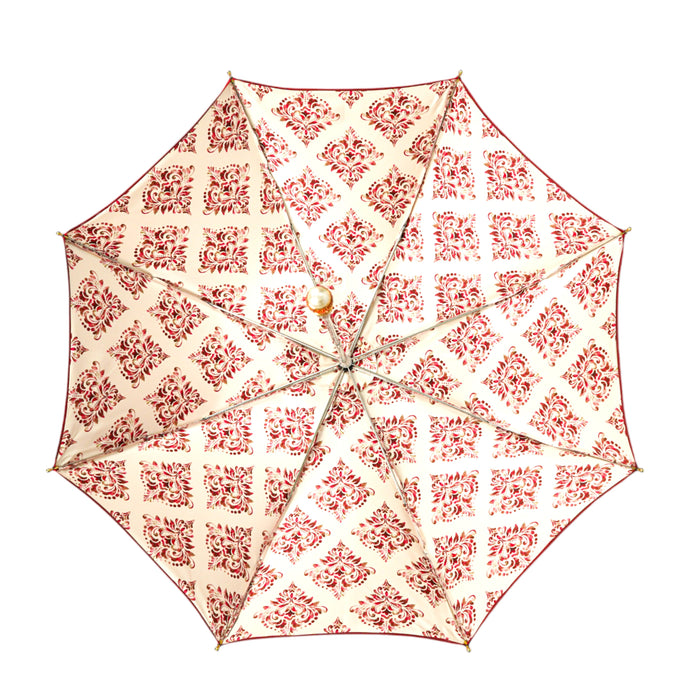 Chic umbrellas featuring sophisticated amaranth hues
