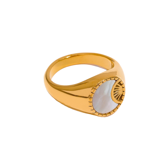 Chic Unique Designer Golden Ring