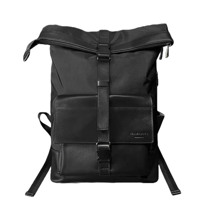 Modern Black Backpack – Urban Design with a Clean Aesthetic