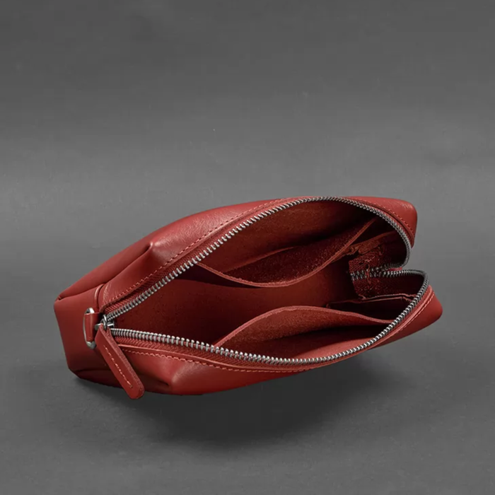 Minimalist Leather Makeup Pouch in Crust Leather