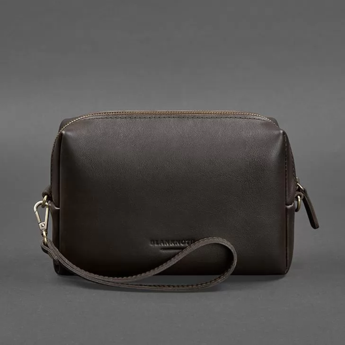 Minimalist Leather Makeup Pouch in Crust Leather
