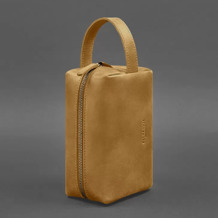 Crazy Horse Leather Toiletry Bag with Zipper Closure