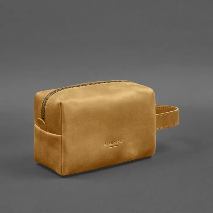 Crazy Horse Leather Toiletry Bag with Zipper Closure