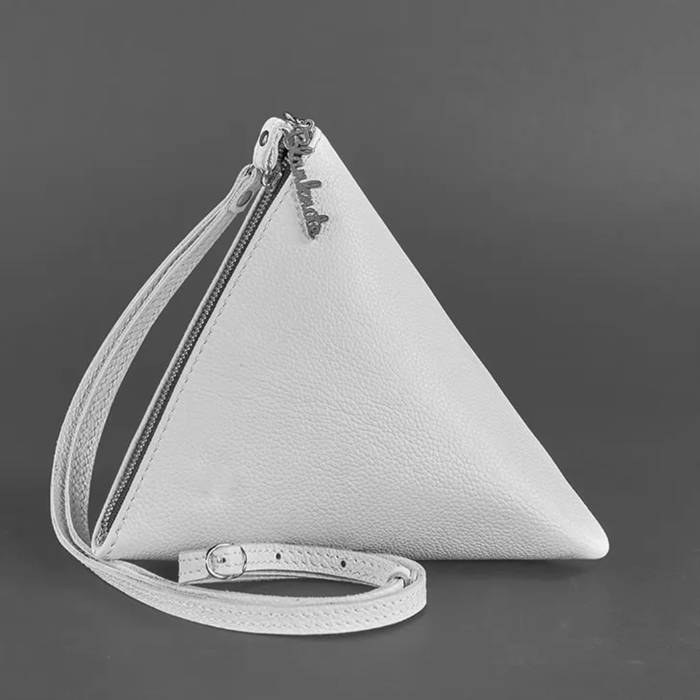 Pochette de voyage minimaliste en cuir