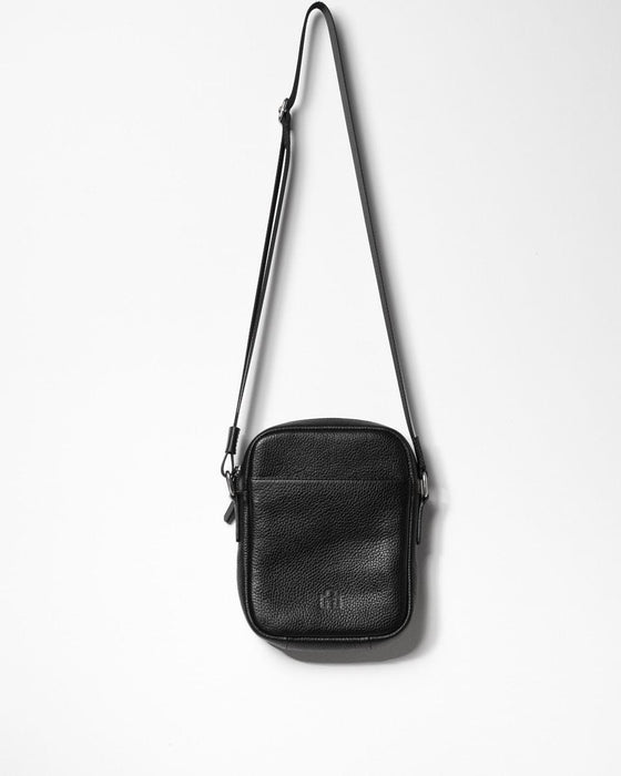 Stylish Men's Crossbody Pouch - Chic Small Bag for Everyday Use